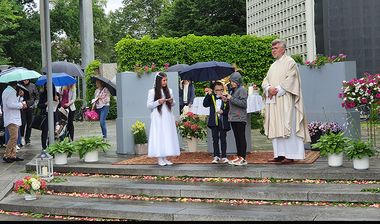 Altar vor St. Josef